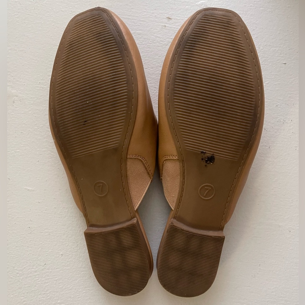 Universal Thread Mules - Picture 4 of 4